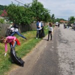 Activitate de ecologizare la Malureni, jud. Arges